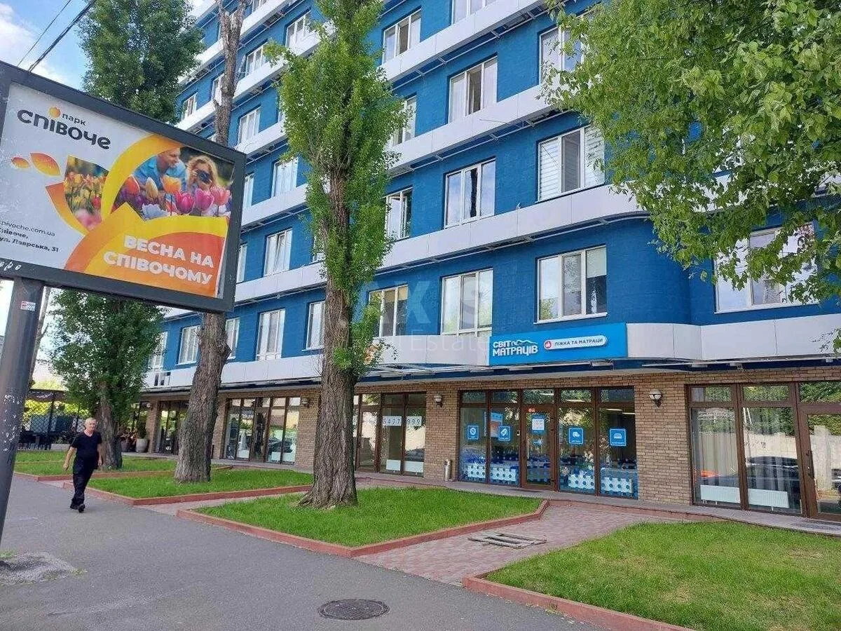 Об'єкт торгівлі вул. Костянтинівська 75, 90м2