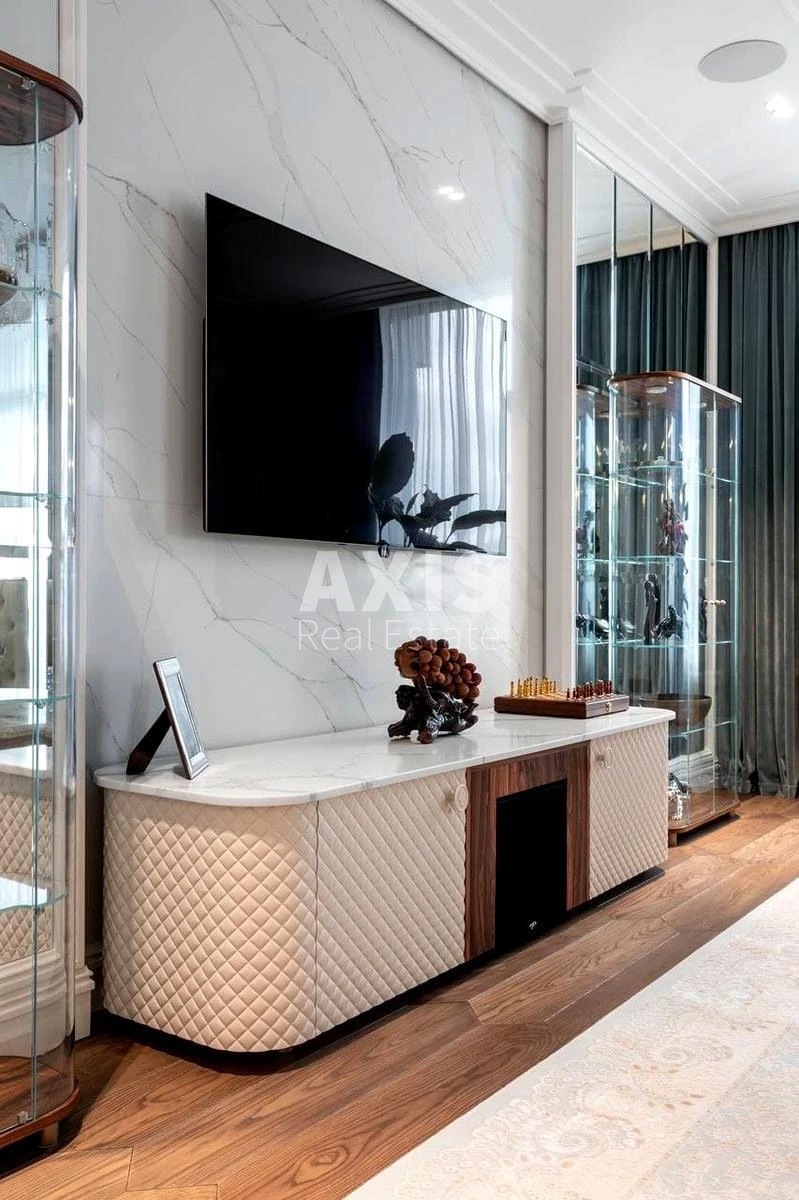 4k apartment vul. Kudri Ivana 76580813