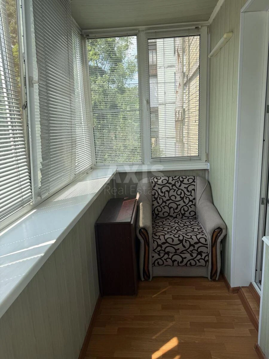 2k apartment pr-t Sobornosti 12696529
