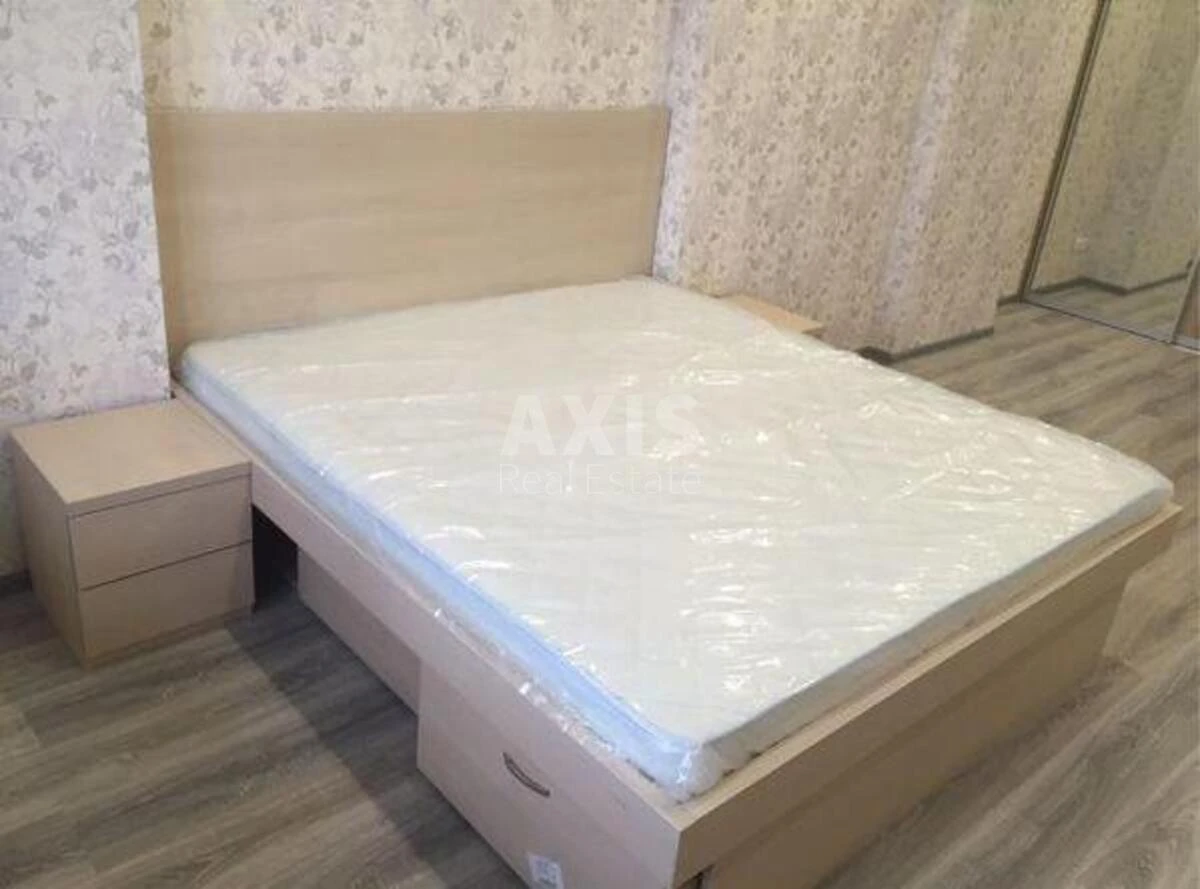 1k apartment vul. Revuc'kogo 9648991