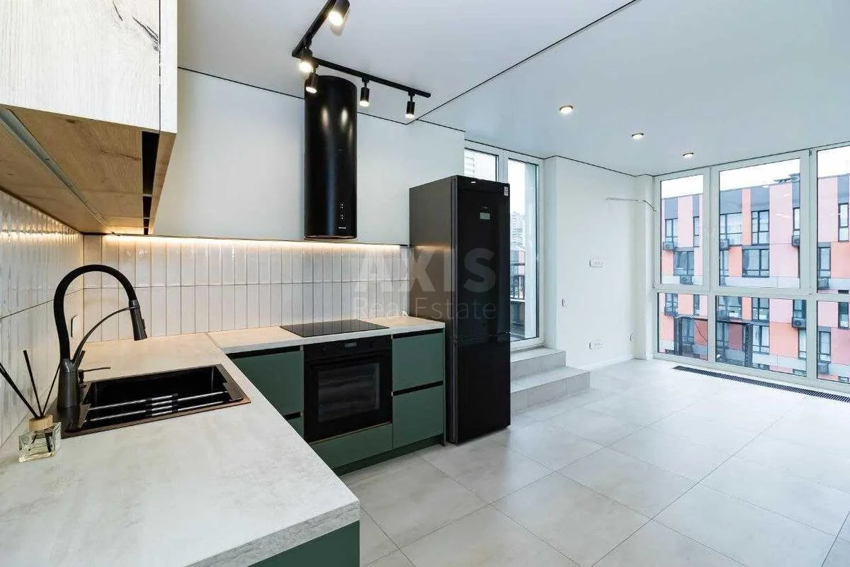 2k apartment bul. Ryl's'kogo Tadeja 1