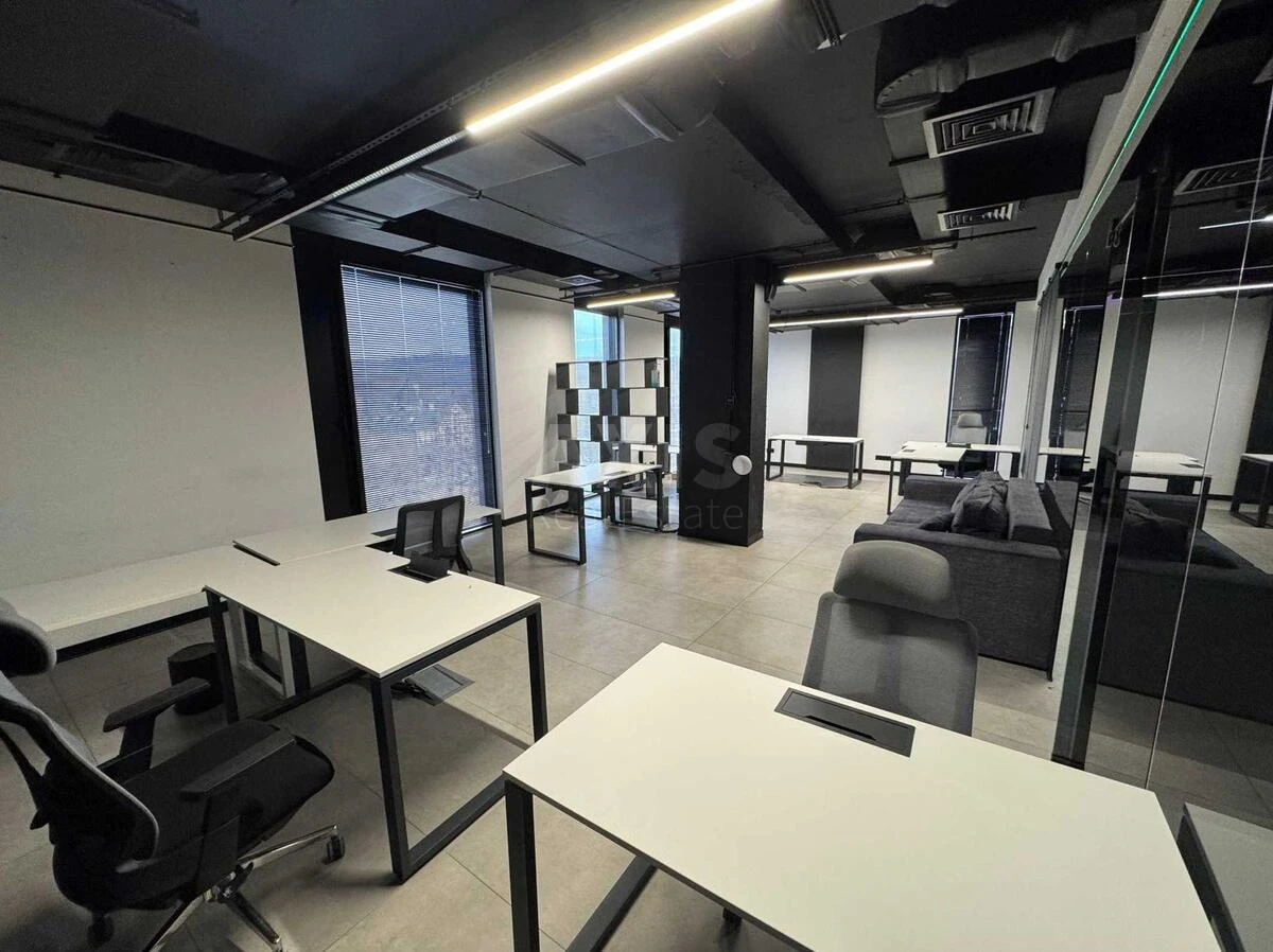 Office vul. Krasylivs'ka 6, 417m2671408