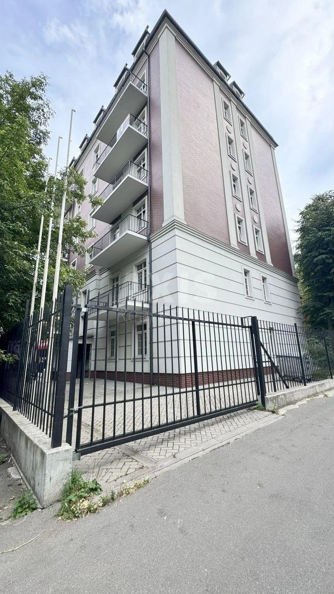 Office vul. Pyrogovs'kogo Oleksandra 19/8, 228m258388