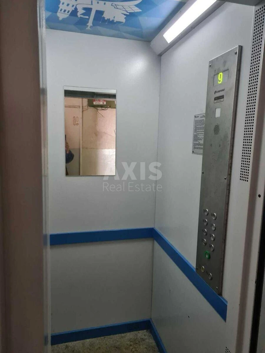 2k apartment vul. Entuziastiv 5700298