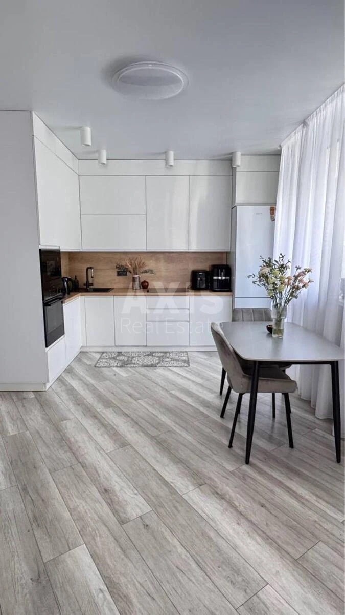 1k apartment vul. Dragomanova 1064270