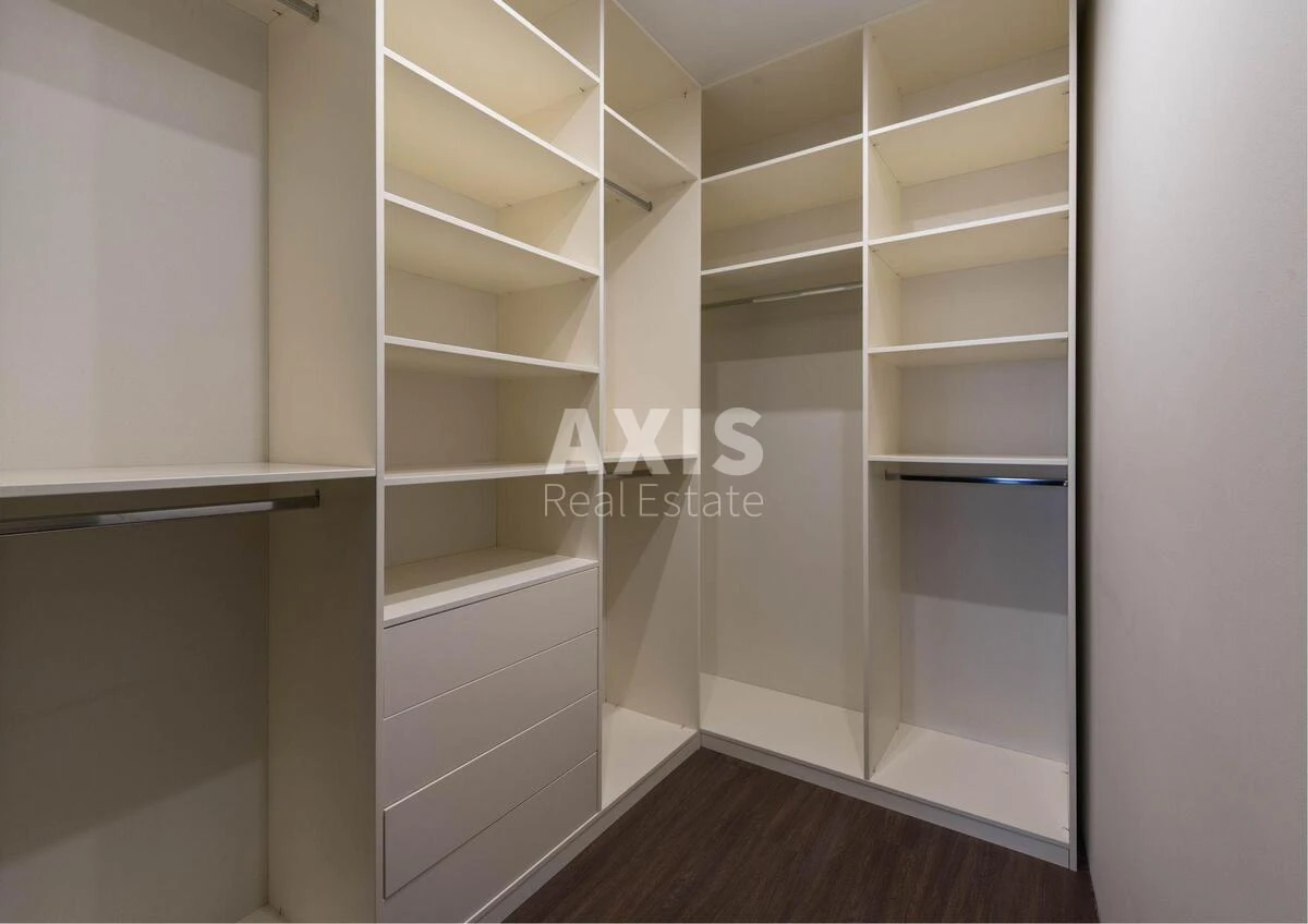 4k apartment vul. Buslivs'ka 126312117