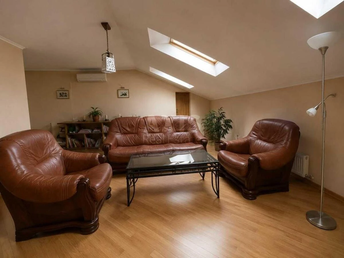 4k apartment vul. Bul'varno-Kudrjavs'ka 15709817
