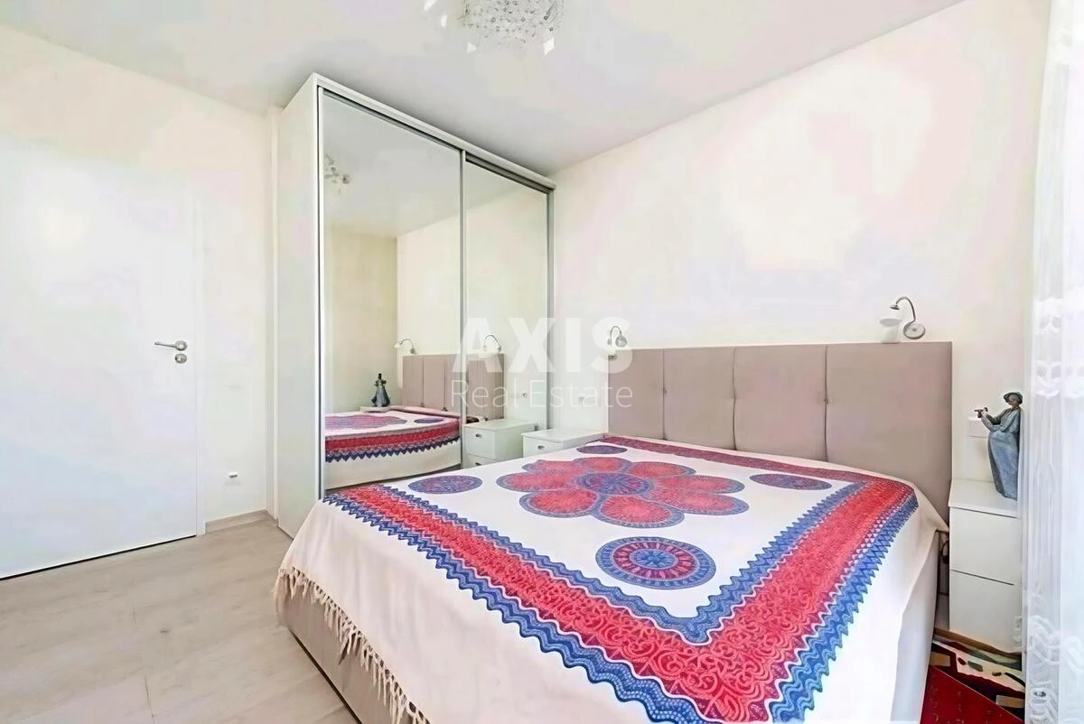 1k apartment vul. Solom'jans'ka Twenty amps637821