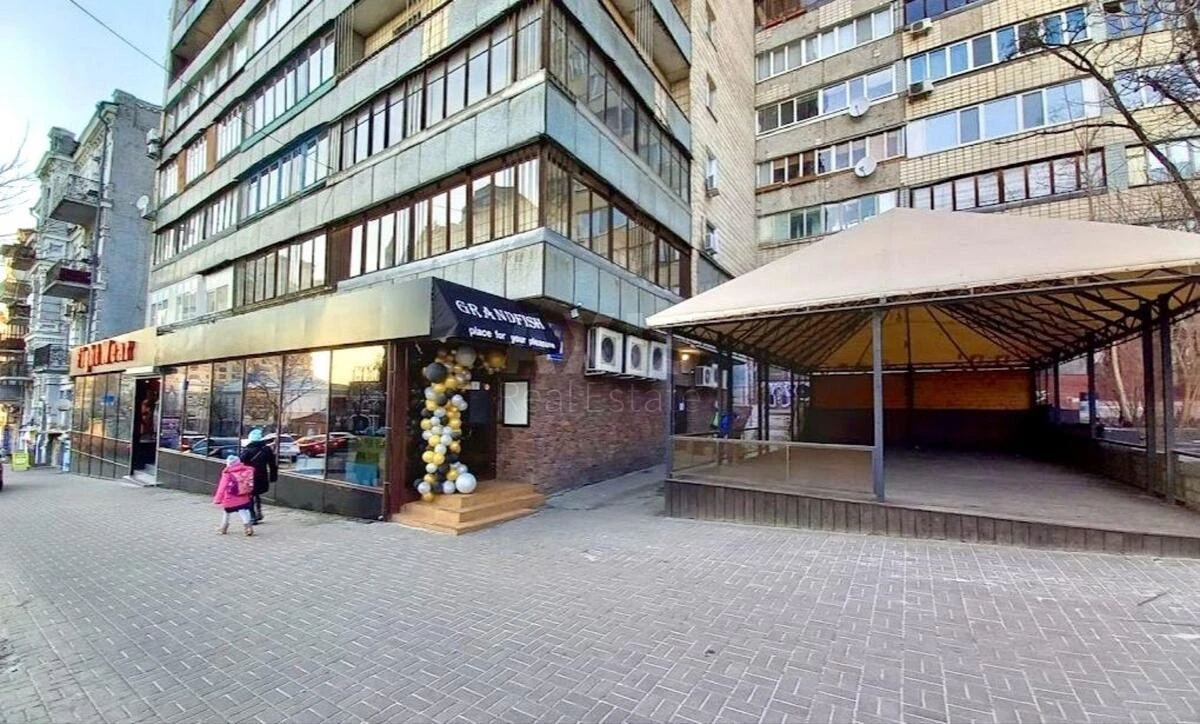 Объект торговли бул. Шевченко Тараса 44, 156м262401