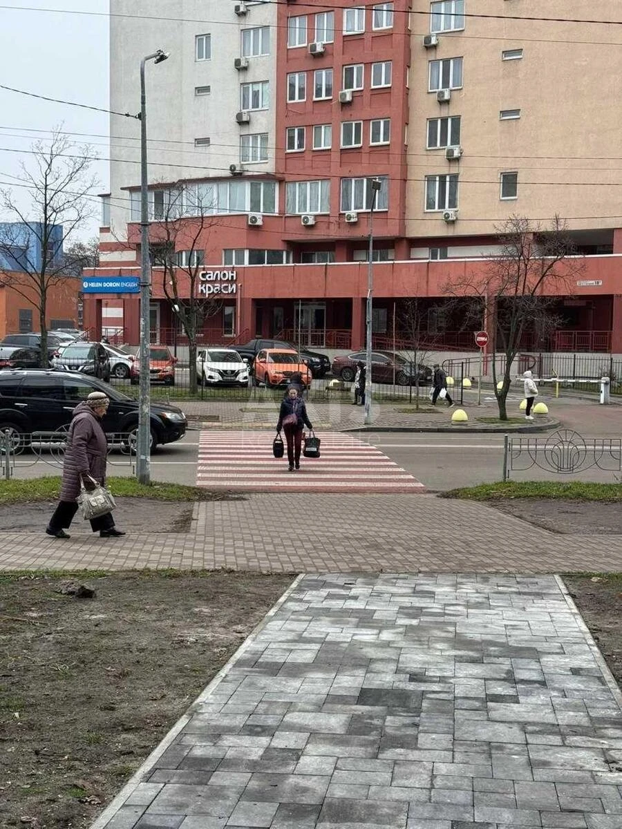 Trade object pr-t Tychyny Pavla 9, 70m2647742