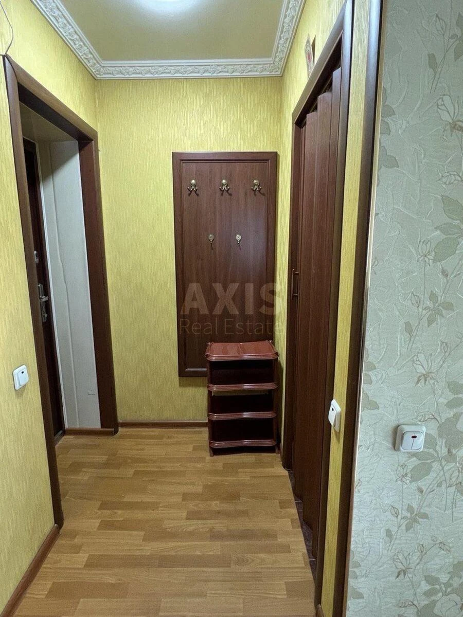 2к квартира пр-т Соборности 126965210