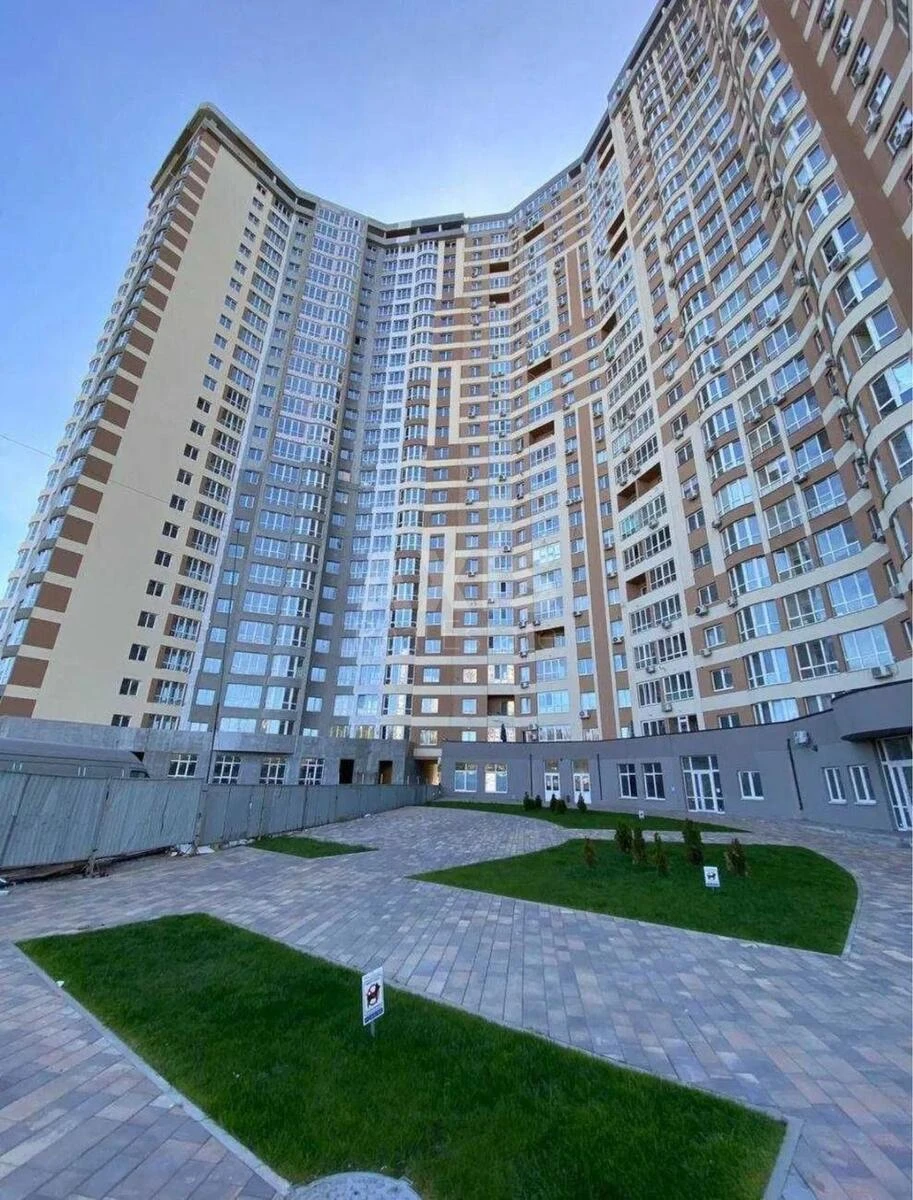 1k apartment vul. Novopol'ova 268493