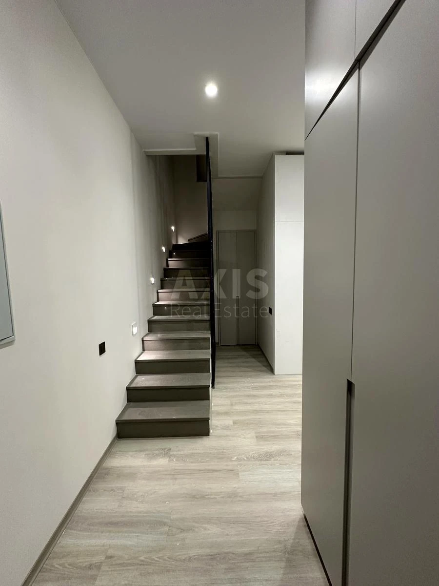 4k apartment vul. Antonovycha 118/96690211