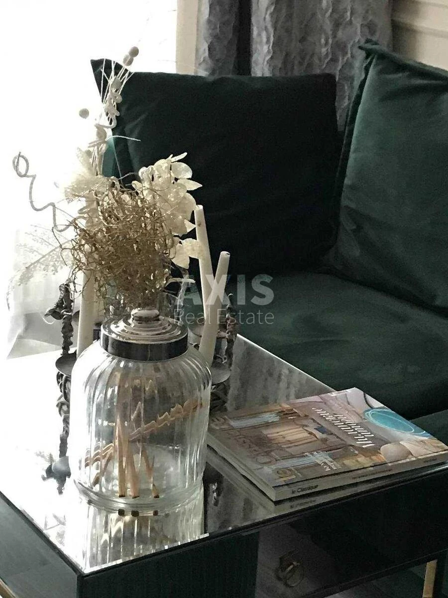 2к квартира ул. Жилянская 68684987