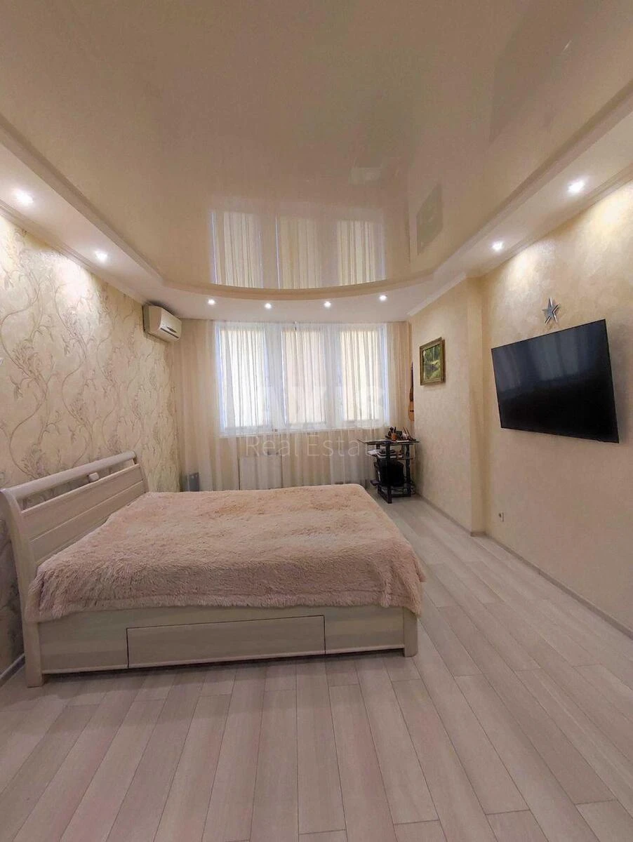 1к квартира ул. Ревуцкого 7В690777