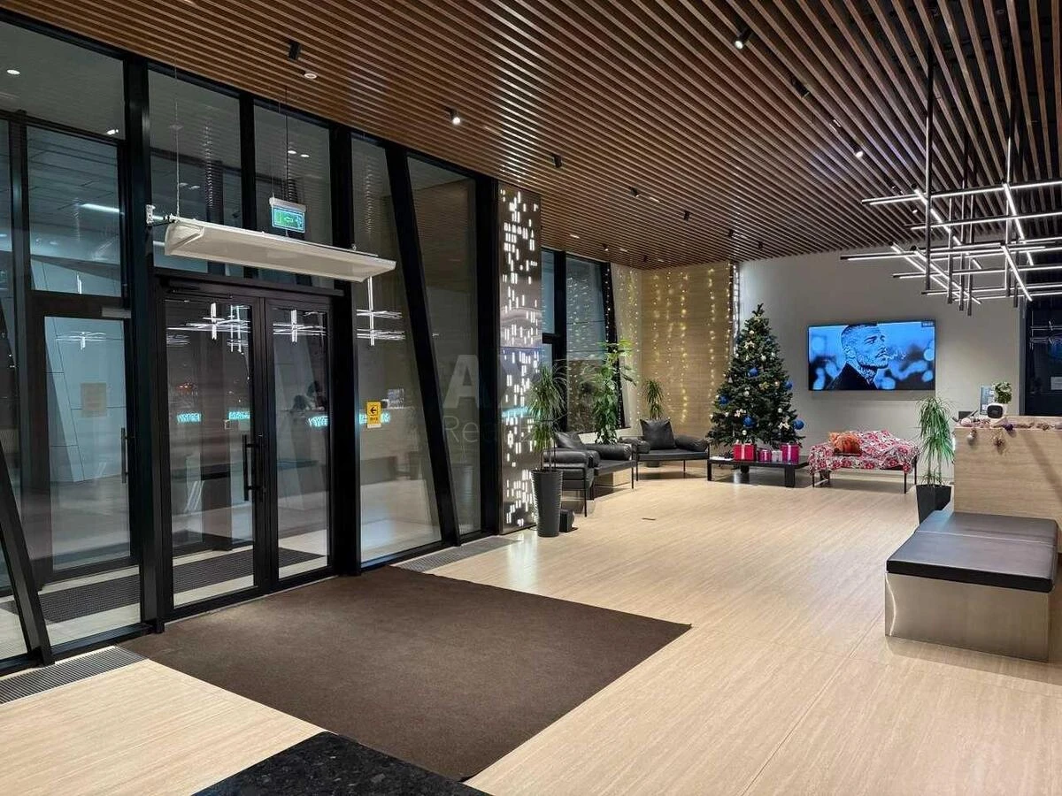 1k apartment pr-t Berestejskij 11657268