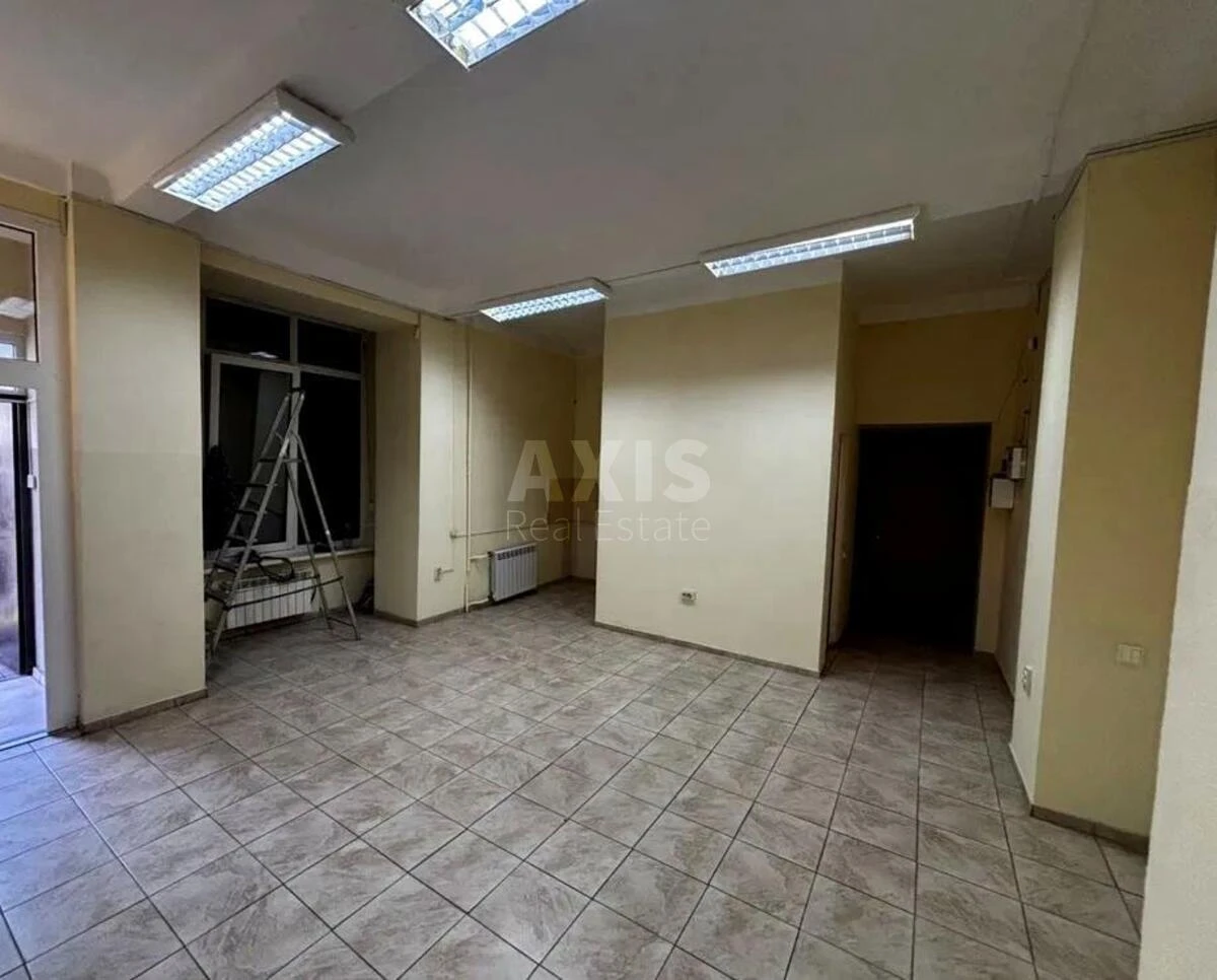 Офис ул. Дмитрия Багалия 2, 60м2657725