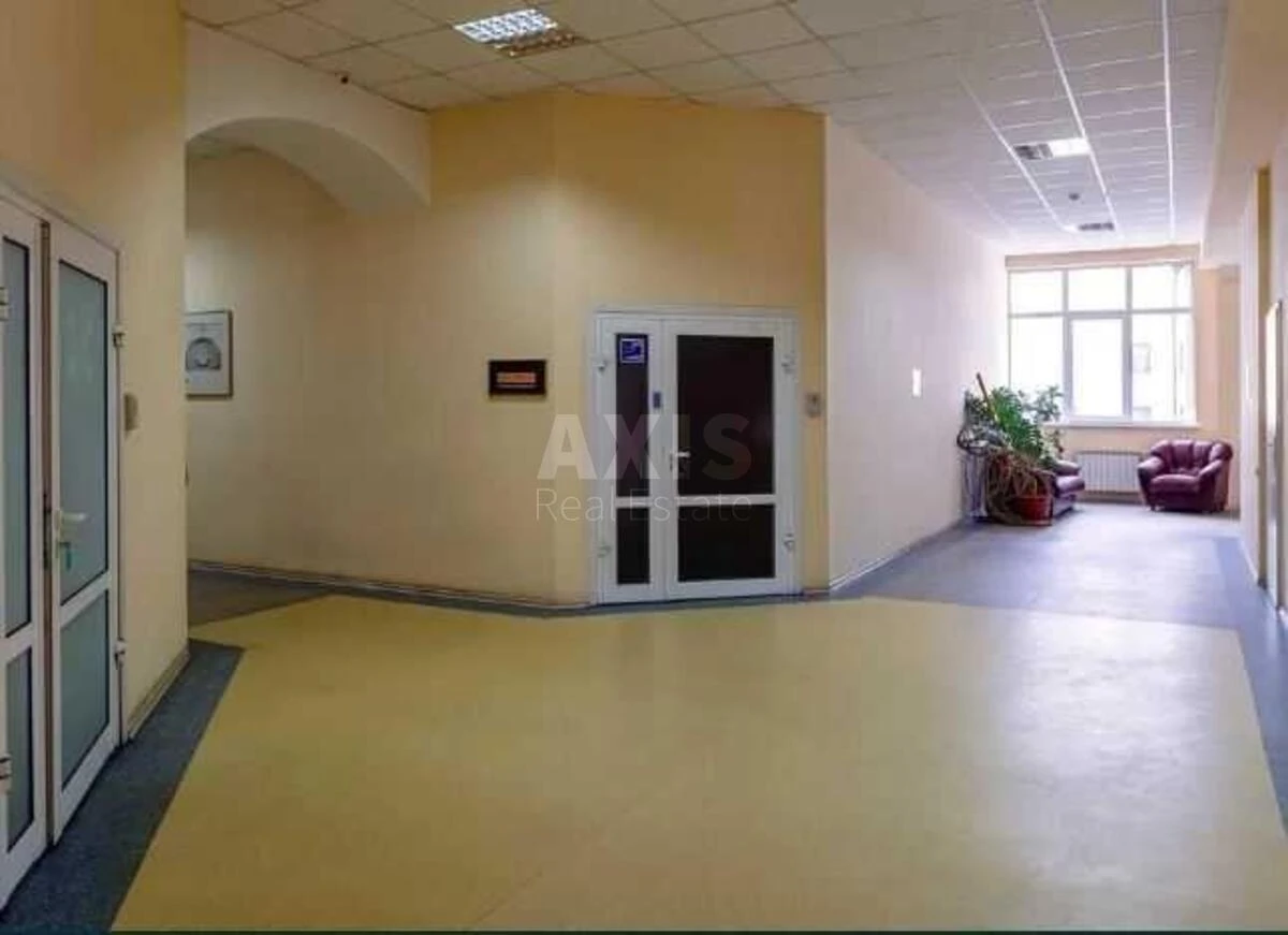 Office vul. Lypkivs'kogo Vasylja Mytropolyta 1, 6143m26740119
