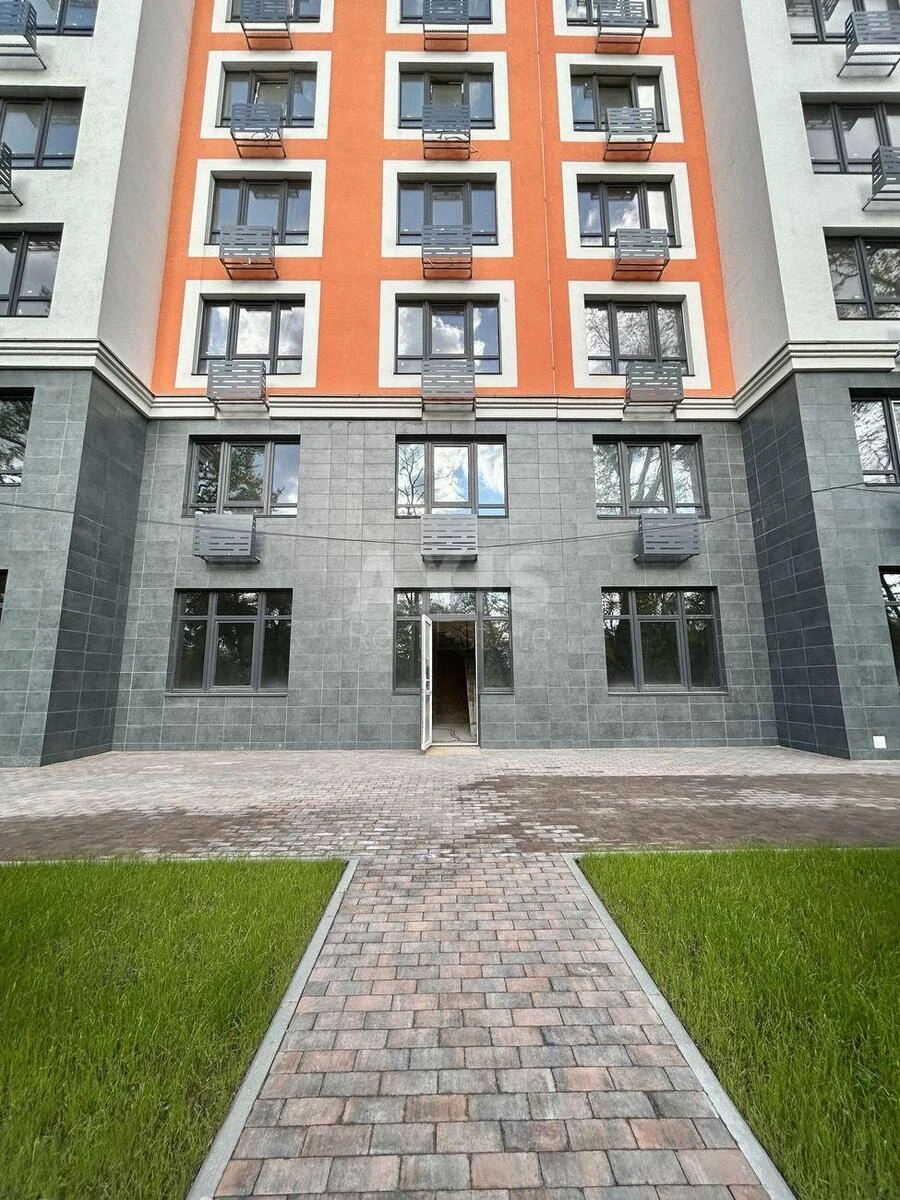 Service object vul. Zhyvopysna 3, 102m264661