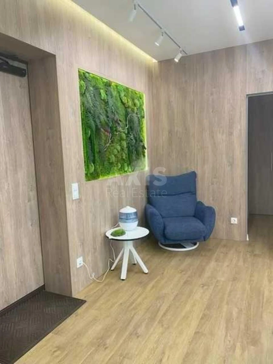 Office vul. Grushevs'kogo Myhajla 9Б, 250m2707654