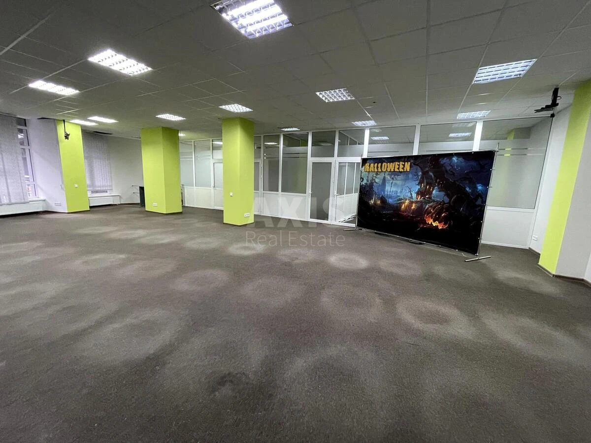 Office vul. Jevgena Konoval'cja 36Д, 461m2677936
