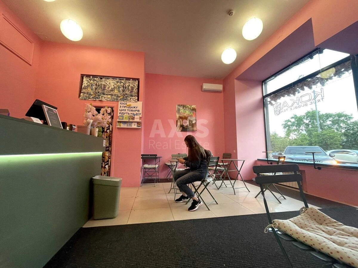 Объект торговли ул. Саксаганского 58, 37м26455512