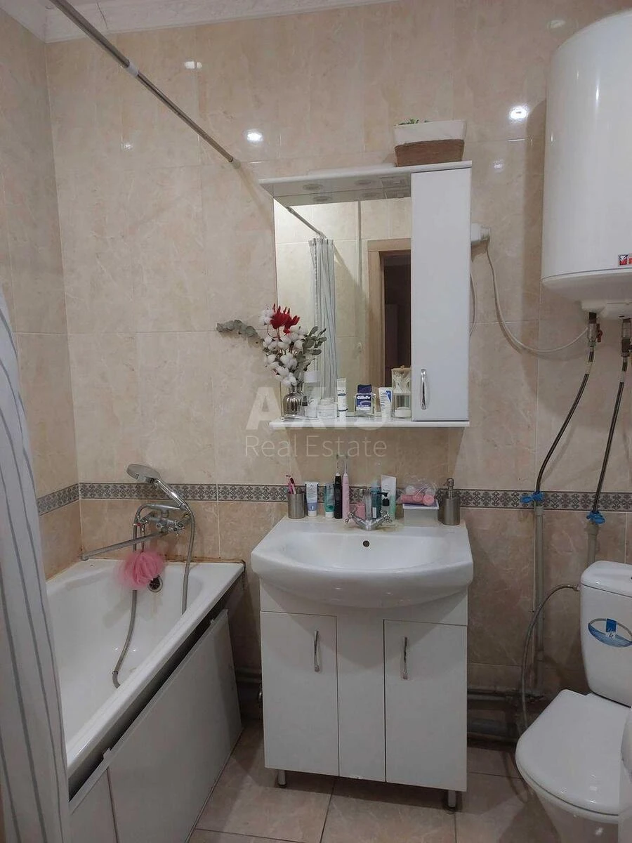2к квартира пр-т Глушкова Академика 9Г713766
