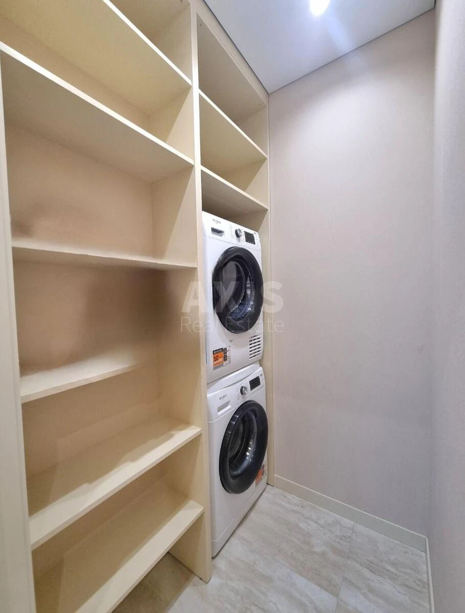 2k apartment vul. Prychal'na 126963613
