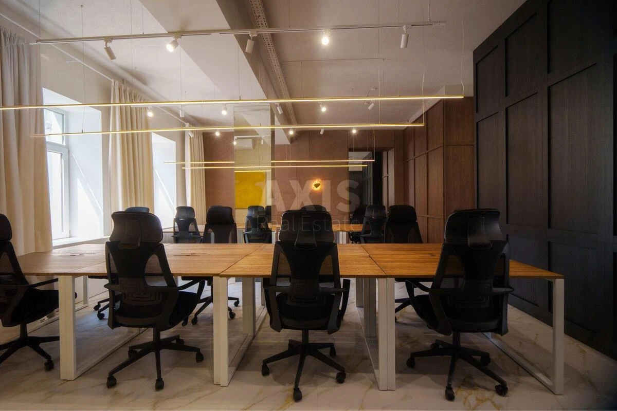 Office vul. Esplanadna 32В, 230m2675071