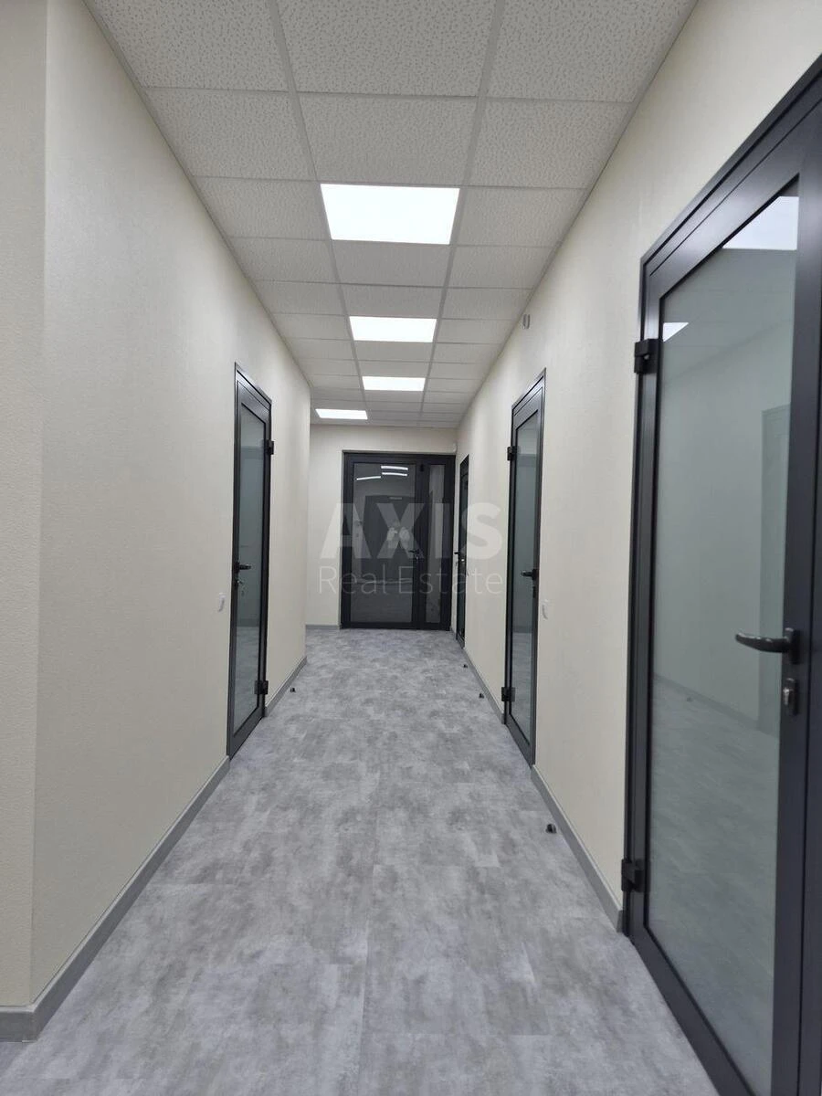 Trade object vul. Viktora Nekrasova 3, 354m2657383