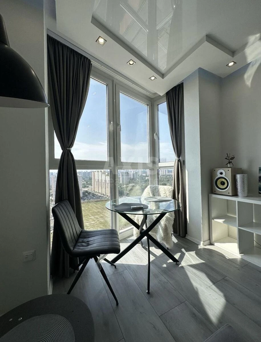 1k apartment vul. Dragomanova 2Б691973