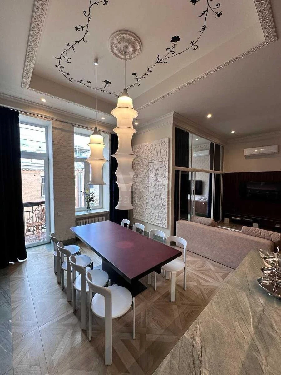 Office vul. Rustaveli Shota 15Б, 135m2661082