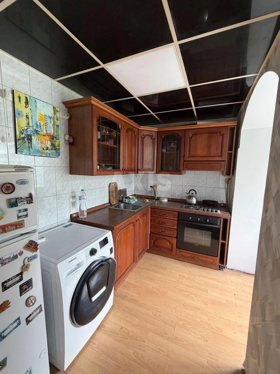 2k apartment vul. Bereznjakivs'ka 4