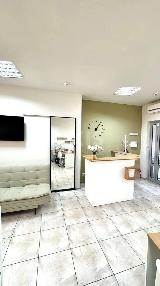 Объект торговли ул. Эрнста Федора 16, 72м266746