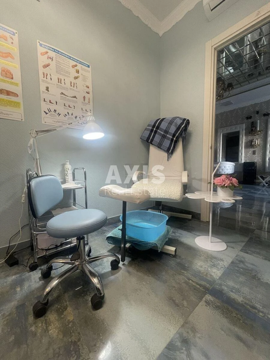 Office vul. Chervonopil's'ka Second generation, 98m25147210