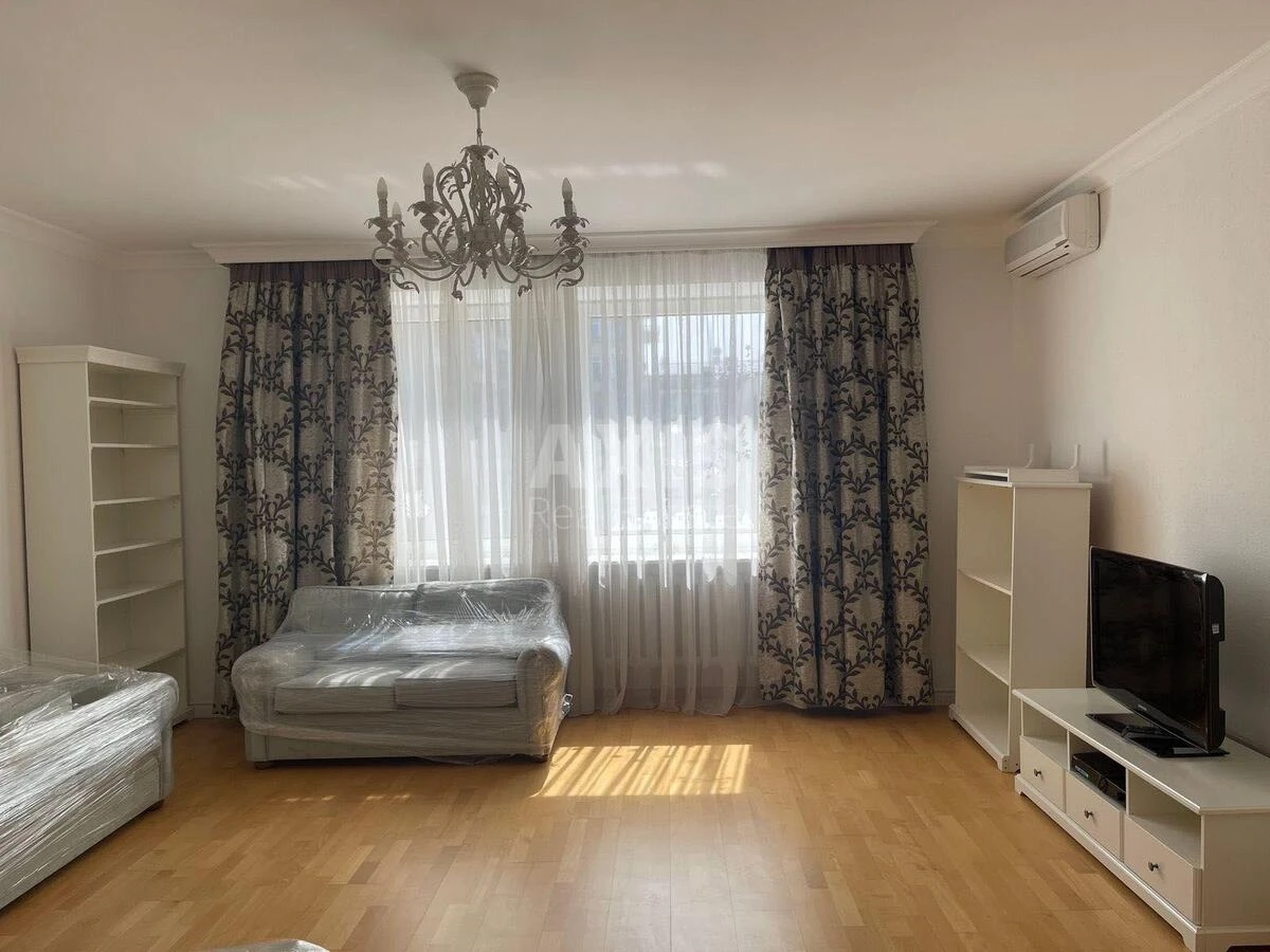 5k apartment vul. Oleksandra Konyskoho 52/58648420