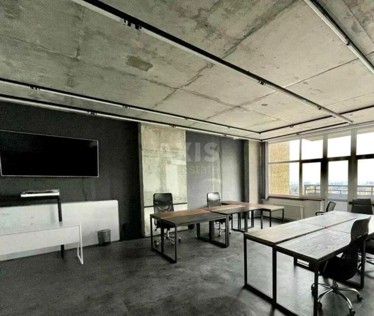 Office vul. Jevgena Konoval'cja 26, 327m2665040