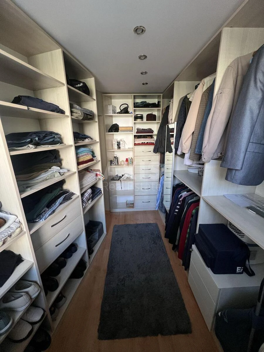 3k apartment vul. Budyshhans'ka 9/406824110