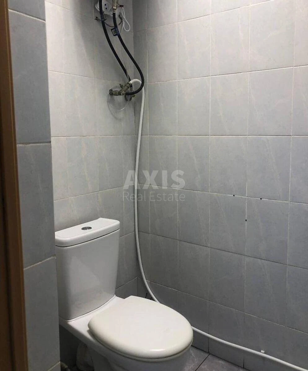 Office vul. Velyka Vasyl'kivs'ka 39, 90m27177310