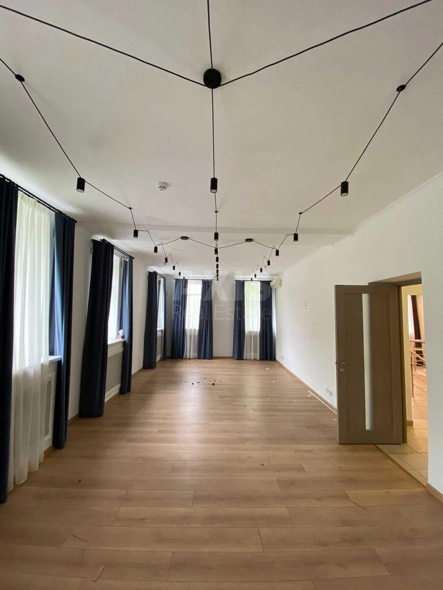 Trade object vul. Spas'ka 24/15, 827m2635463