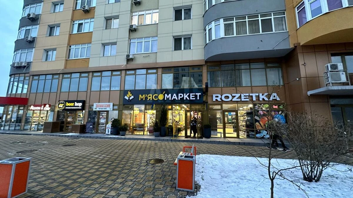 Trade object vul. Kondratjuka Jurija 3, 115m2632047