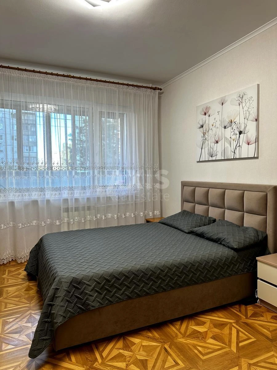2k apartment vul. Ronalda Reyhana 4А633331