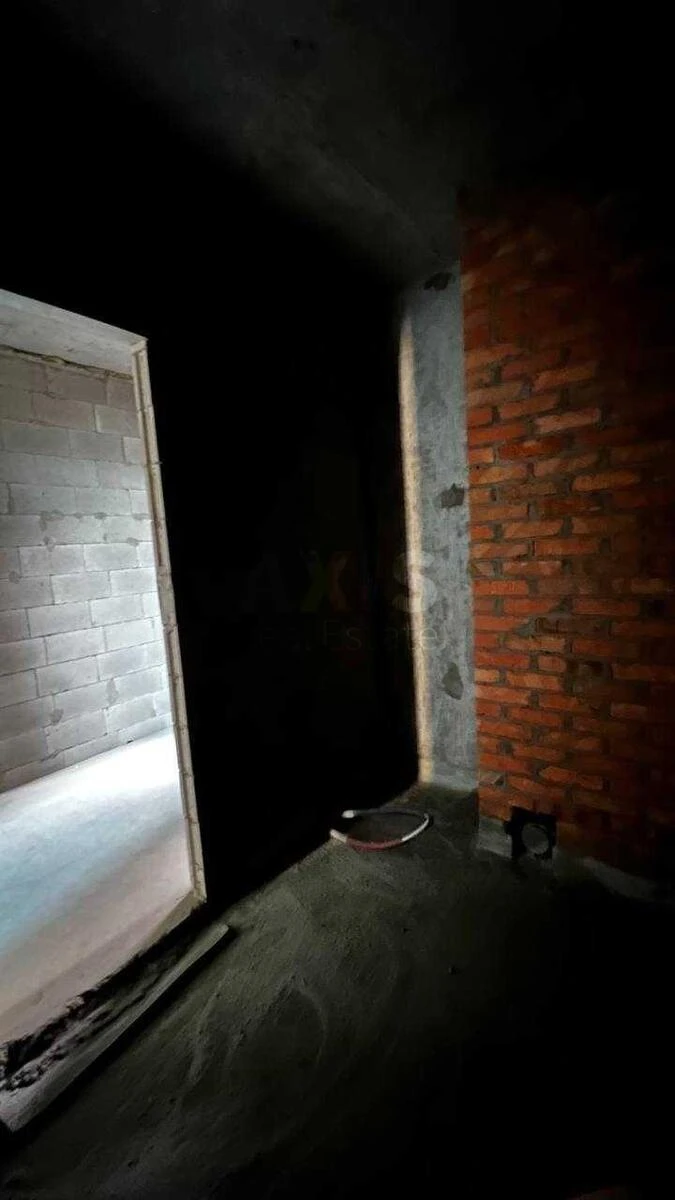 1k apartment pr-t Berestejskij 11657266