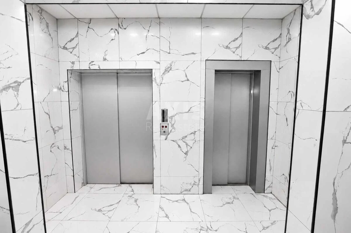 Office vul. Jevgena Konoval'cja 32А, 180m27198620