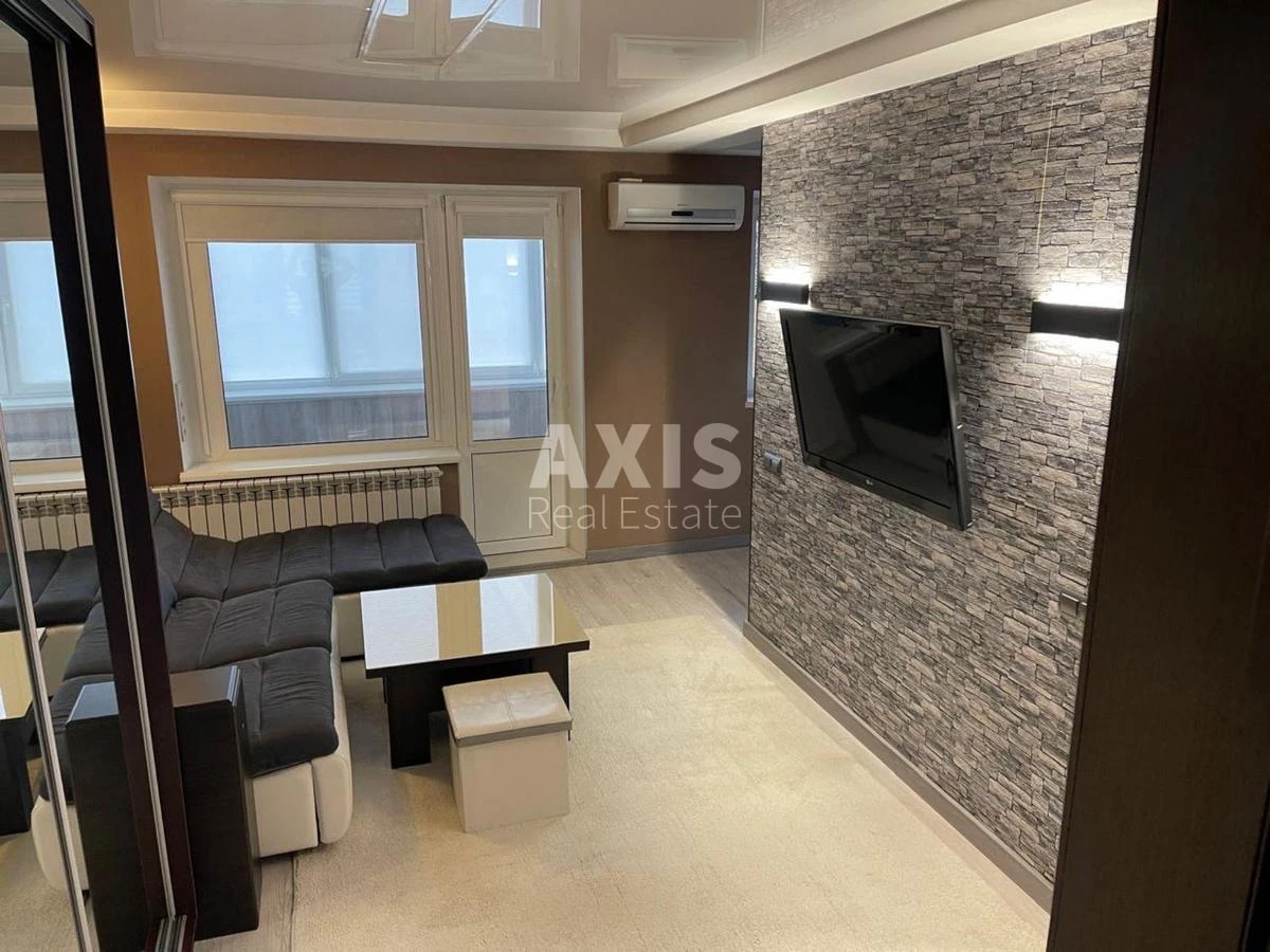 2k apartment bul. Verhovnoi' Rady 26440812