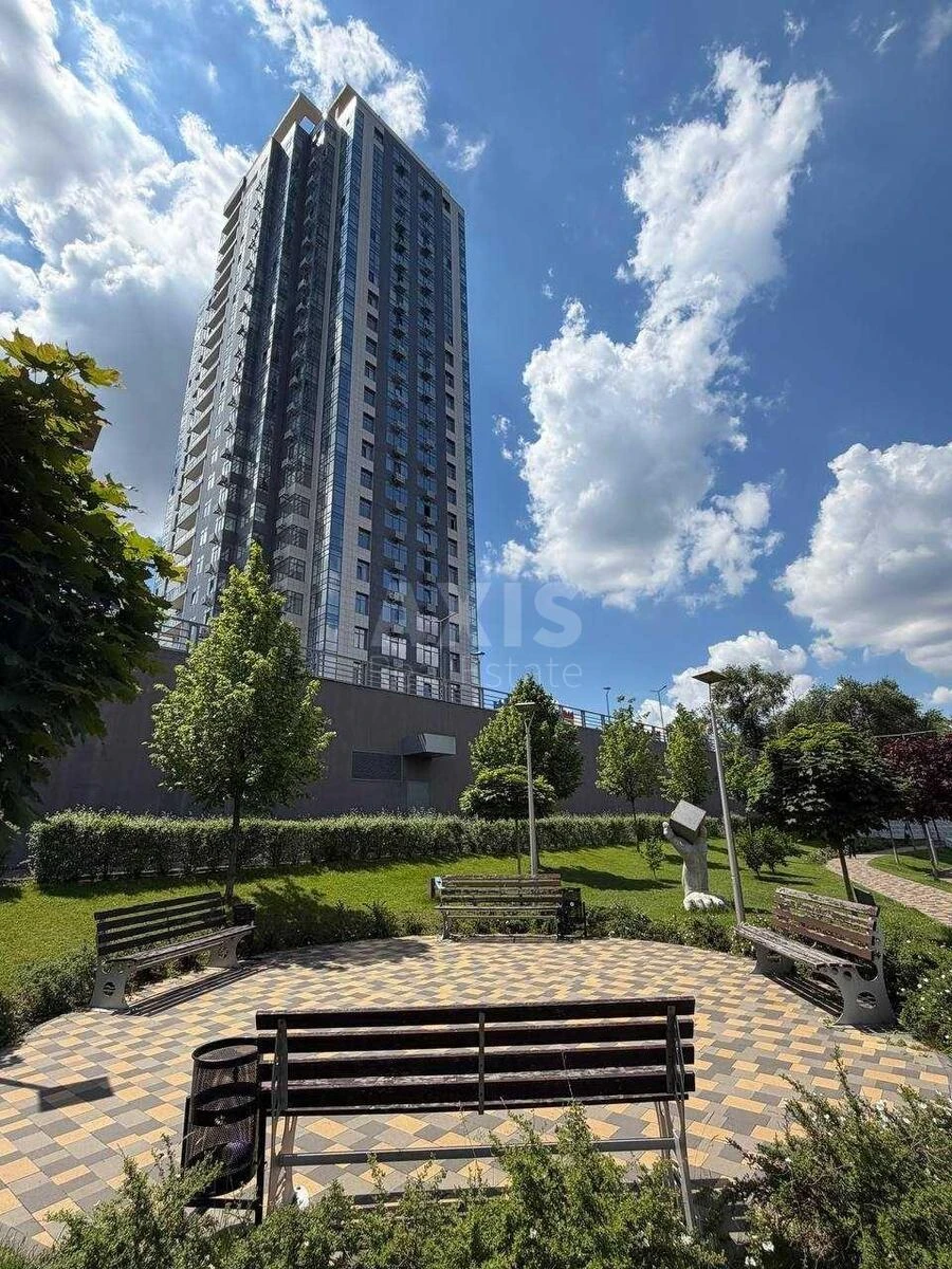 Объект торговли ул. Трускавецкая 10Д, 75м2710306