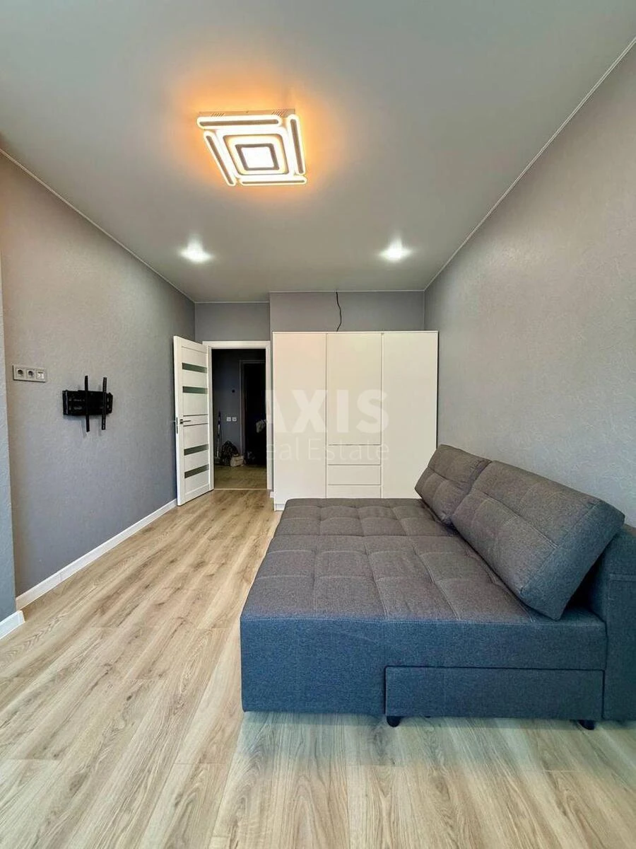 1k apartment vul. Oleksandra Olesja 2В647341