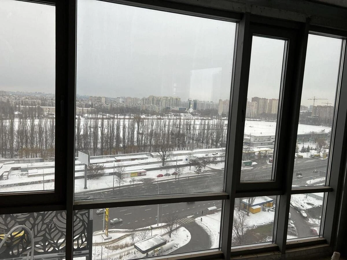 2к квартира ул. Заболотного Академика 1А706880