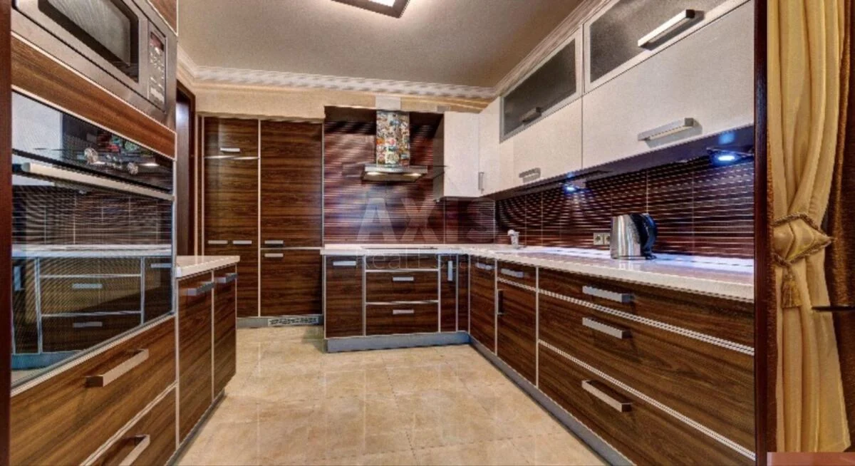 2k apartment vul. Verhovynna 35