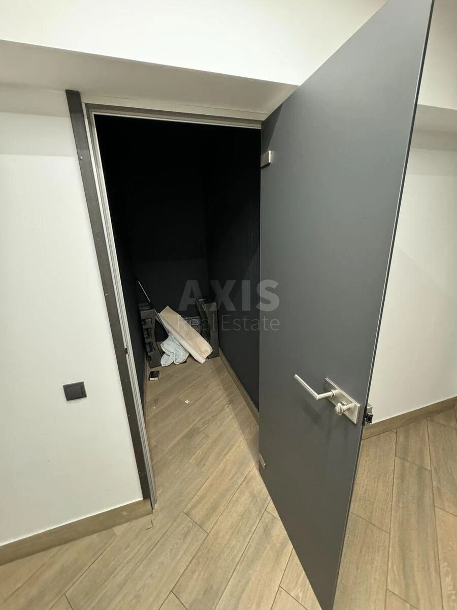 Office pr-t Lobanovs'kogo 6А, 220m27073510
